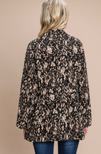 Load image into Gallery viewer, Jacket Cardigan: Lightweight Black/Cream